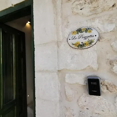Homebo La Piazzetta